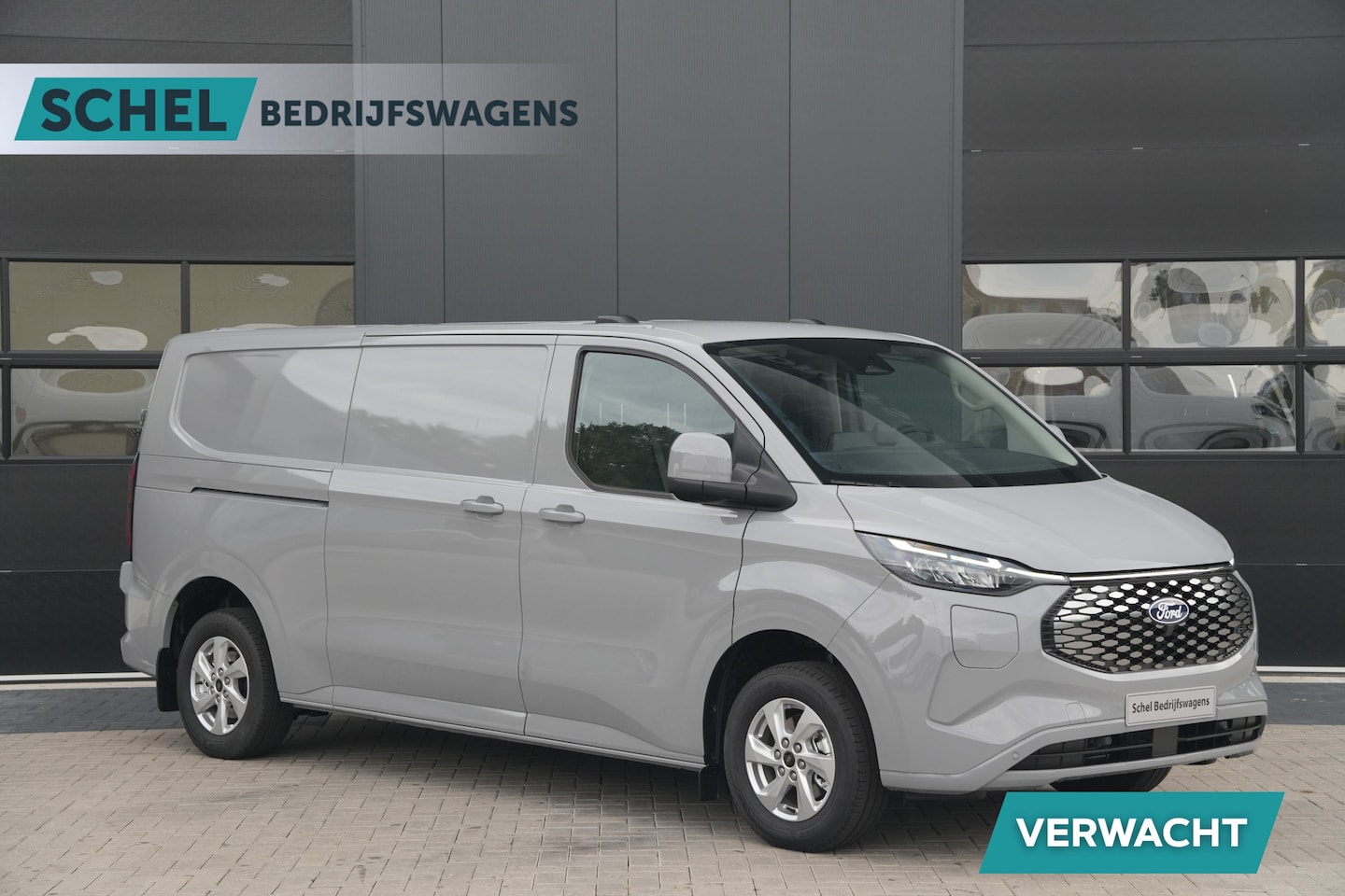 Ford Transit Custom - E-Transit 340 L2H1 Limited 71 kWh 218pk - Carplay - Camera - Stoel-stuurverwarming - Rijkl - AutoWereld.nl