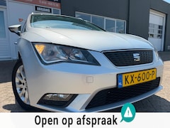 SEAT Leon ST - 1.0 EcoTSI Style Connect van 2 de Eig met parkeersensoren en navigatie en App connect en a