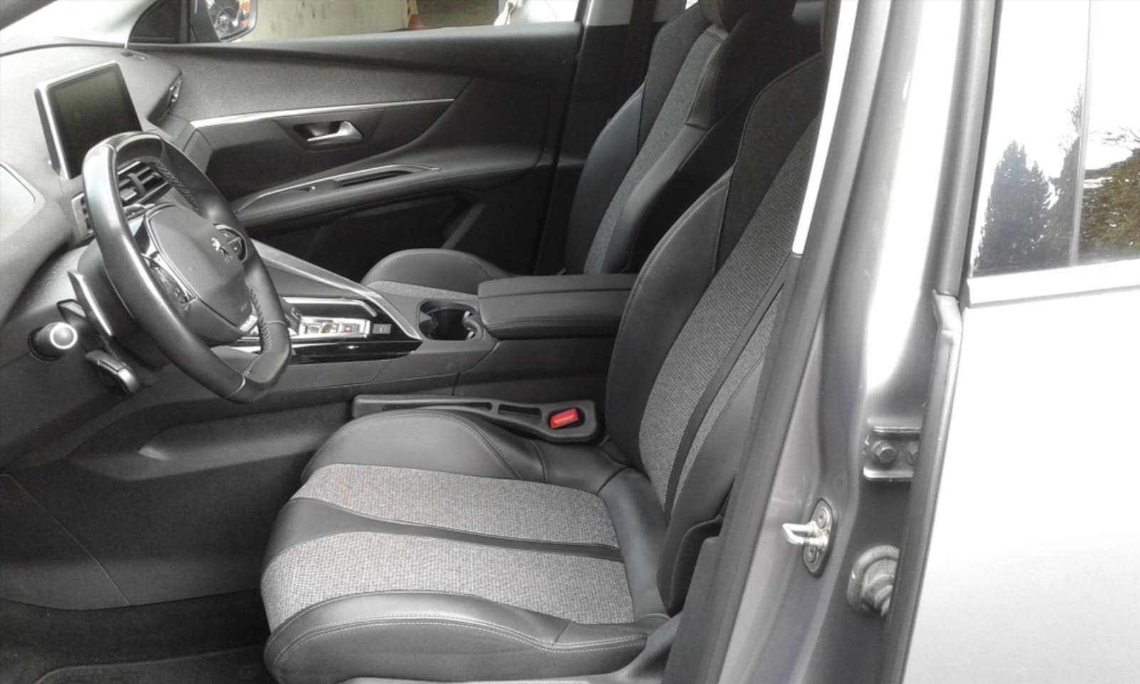 Peugeot 3008 - 1.2 PureTech 130pk S&S EAT Allure
