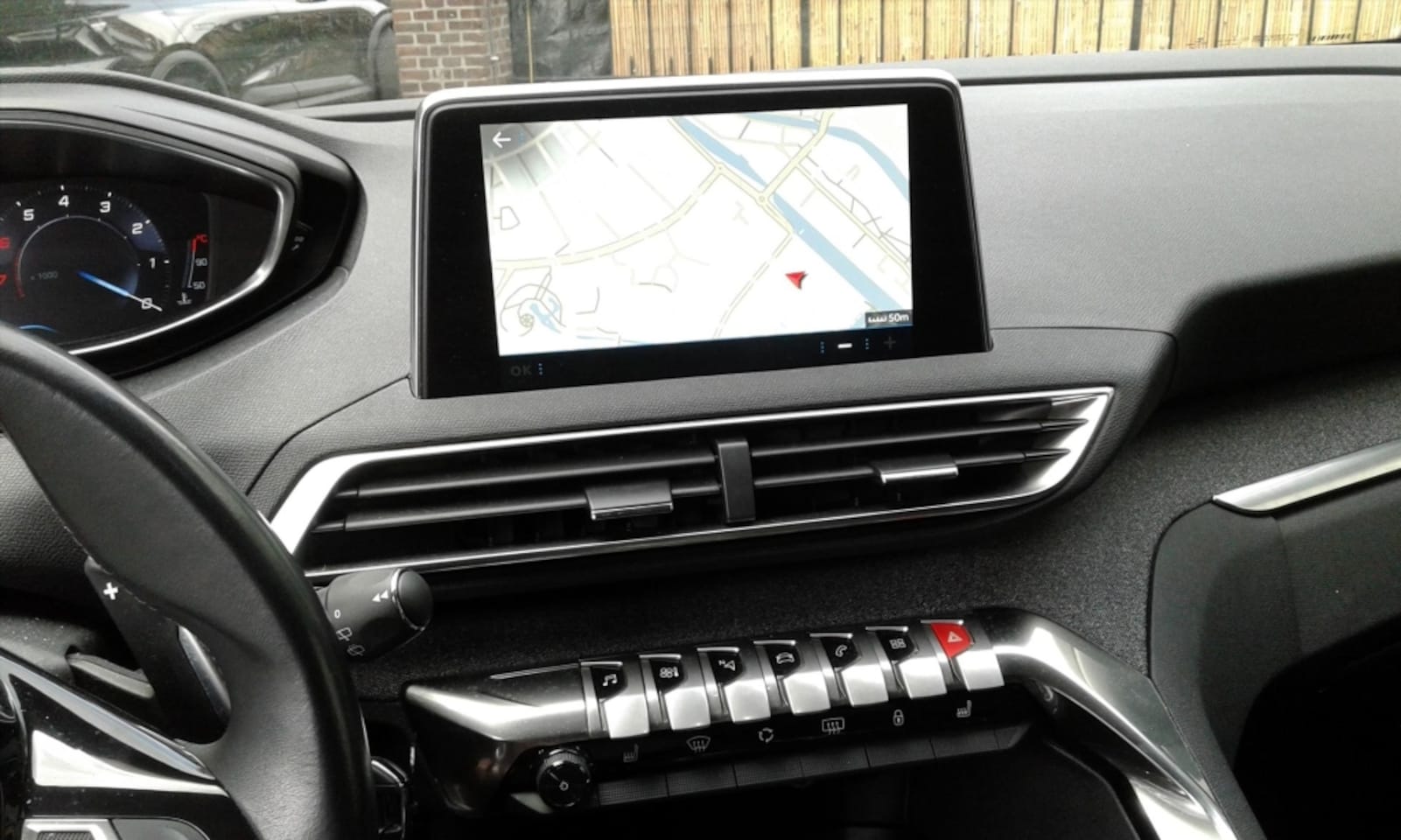Peugeot 3008 - 1.2 PureTech 130pk S&S EAT Allure