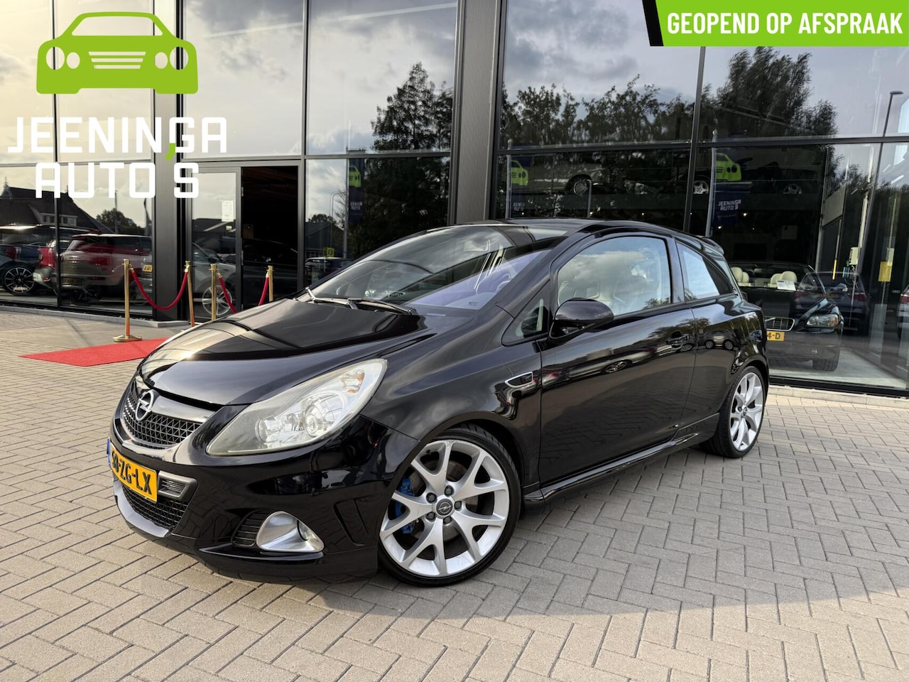 Opel Corsa - 1.6-16V T OPC|Airco|Leer|18" - AutoWereld.nl