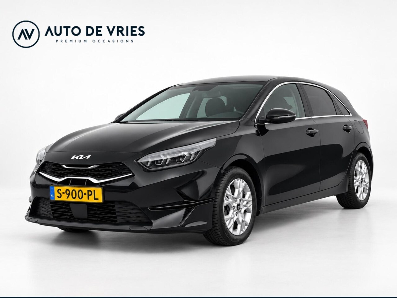 Kia Cee'd - Ceed 1.0 T-GDi 120pk DynamicPlusLine | Navigatie | Camera | Winterpakket - AutoWereld.nl
