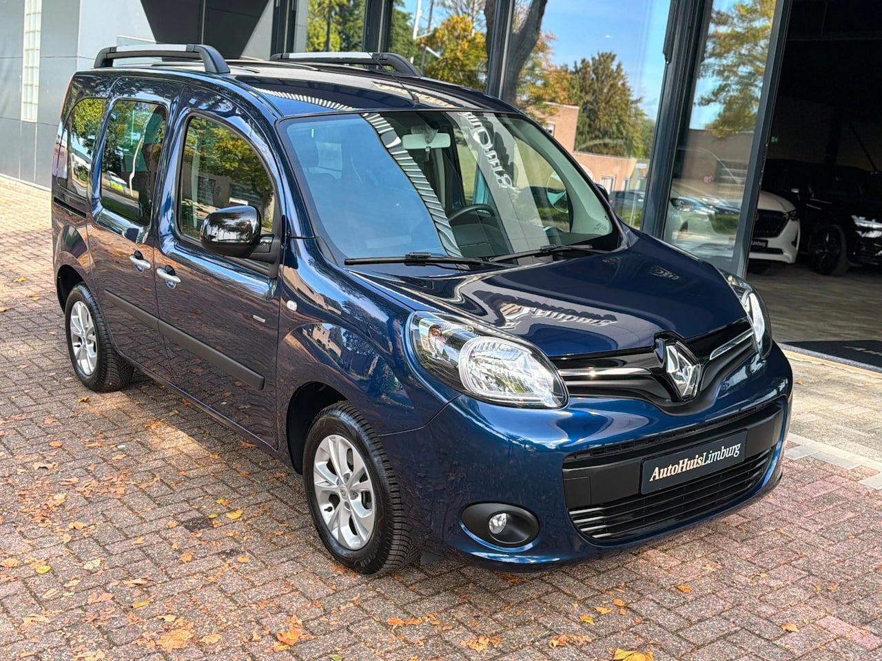 Renault Kangoo - 1.2 TCe Limited|1e Eigenaar|Nieuwstaat|Airco|Nav - AutoWereld.nl