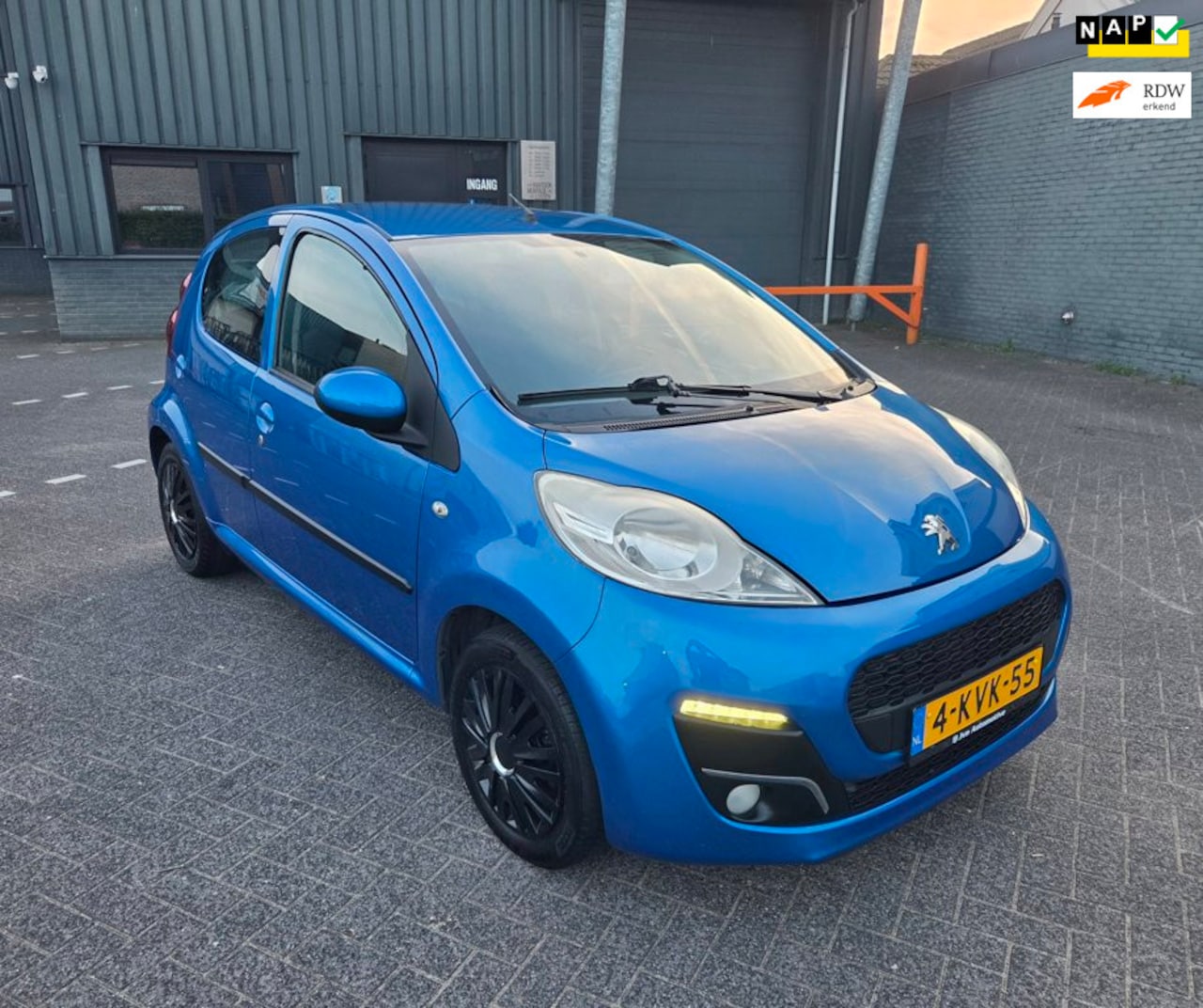 Peugeot 107 - 1.0 Active Facelift Nap Airco Led Boekjes Nieuw APK - AutoWereld.nl