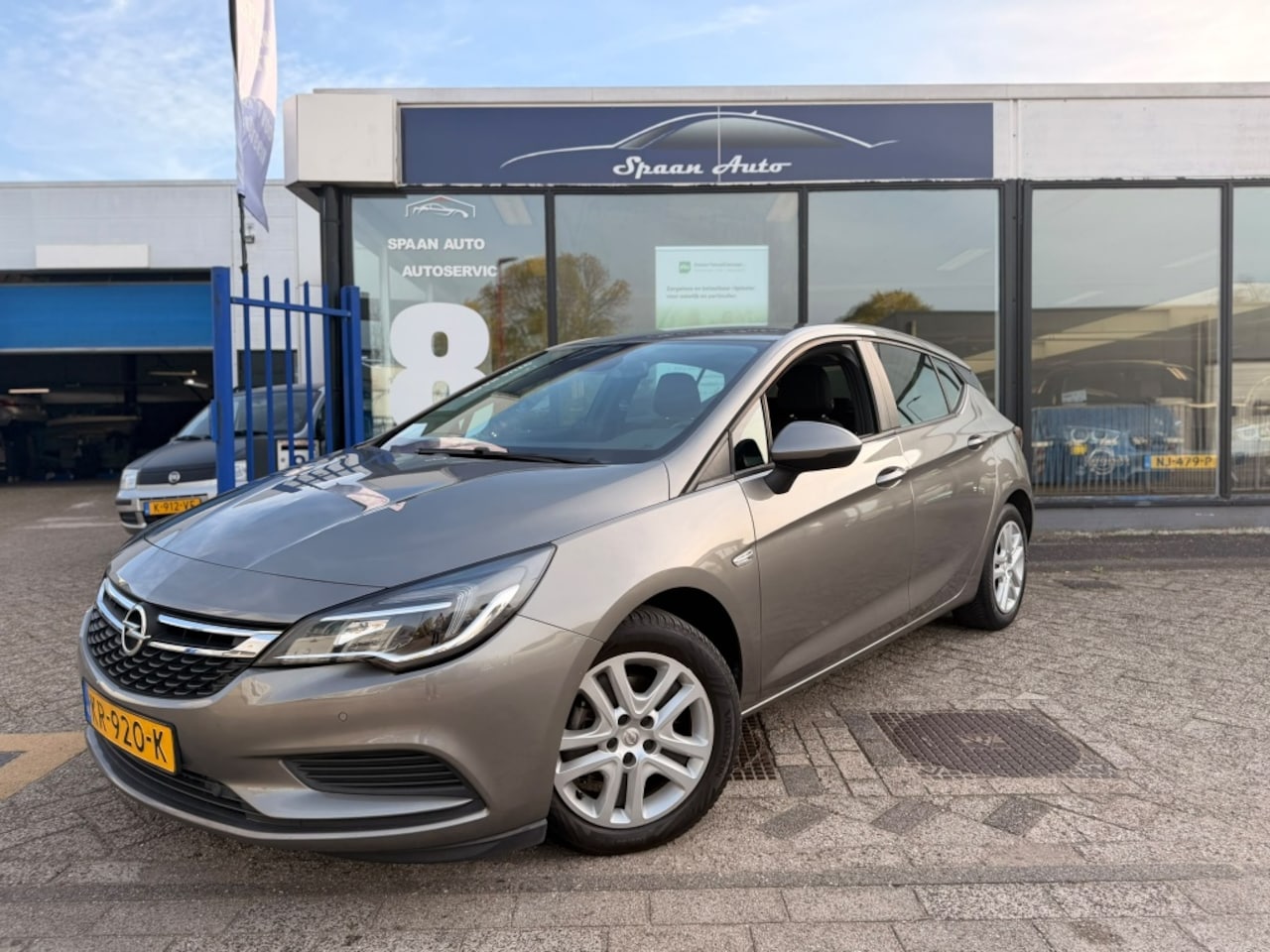 Opel Astra - 1.0 Edition | AIRCO | CRUISE | CARPLAY | - AutoWereld.nl