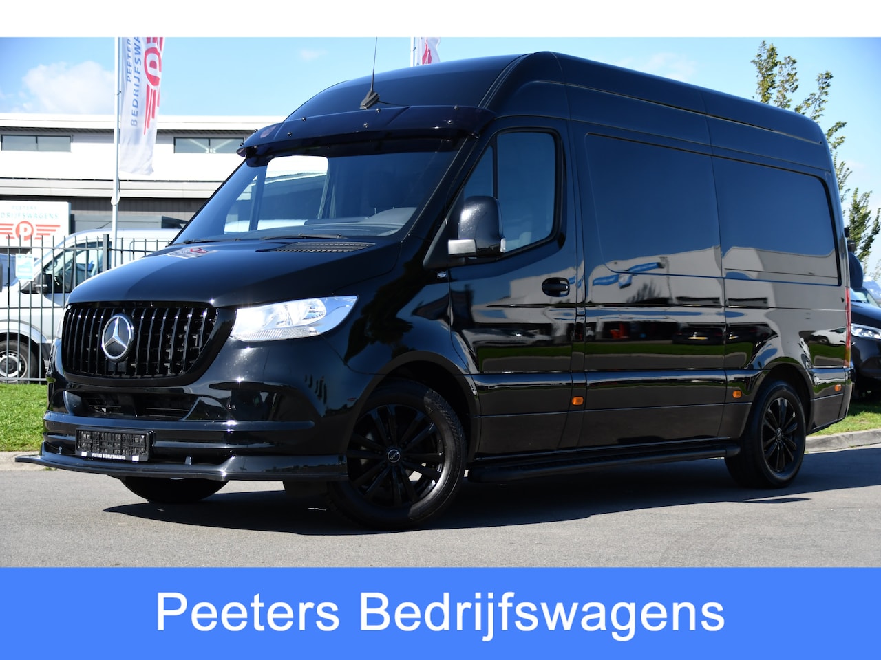 Mercedes-Benz Sprinter - 314 2.2 CDI L2H2 RWD Black Edition Camera, Cruise, Carplay, Bearlock, Multimedia, Stoelver - AutoWereld.nl