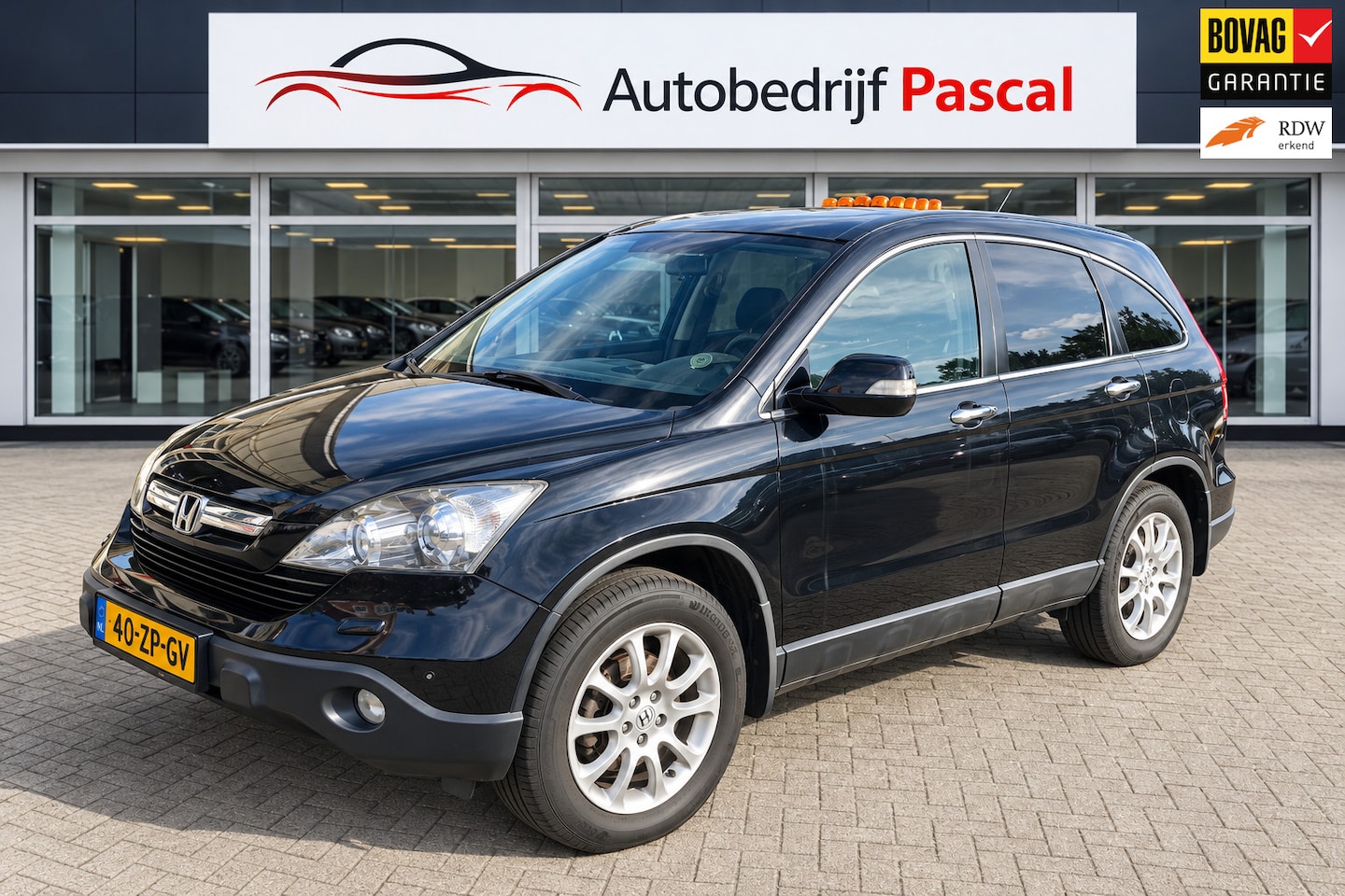 Honda CR-V - 2.0i Executive - Panoramadak - Multimedia - Lederen bekleding. - AutoWereld.nl