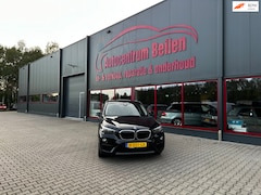 BMW X1 - SDrive18d High Executive / Automaat / Trekhaak / Navi / Cruise / Stoelver. /