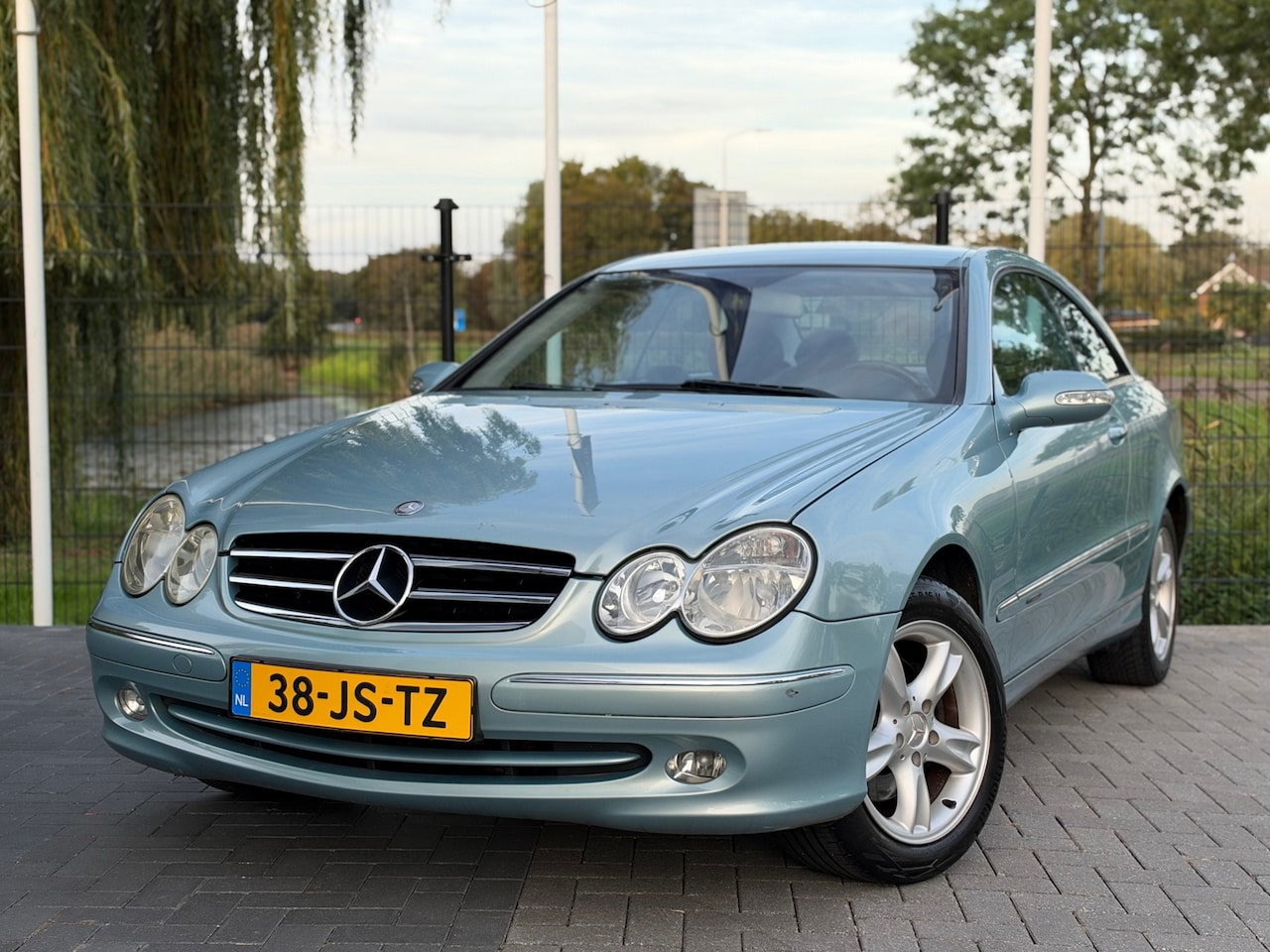 Mercedes-Benz CLK-klasse Coupé - 240 V6 AUT / CLIMA / CRUISE / NAP - AutoWereld.nl