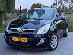 Hyundai i20 - 1.2i i-Motion AIRCO / NAP / APK 29-07-2027