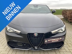 Alfa Romeo Giulia - 2.0 T Veloce Ti AWD Lederen dasboard - QV interieur - Carbon delen interieur