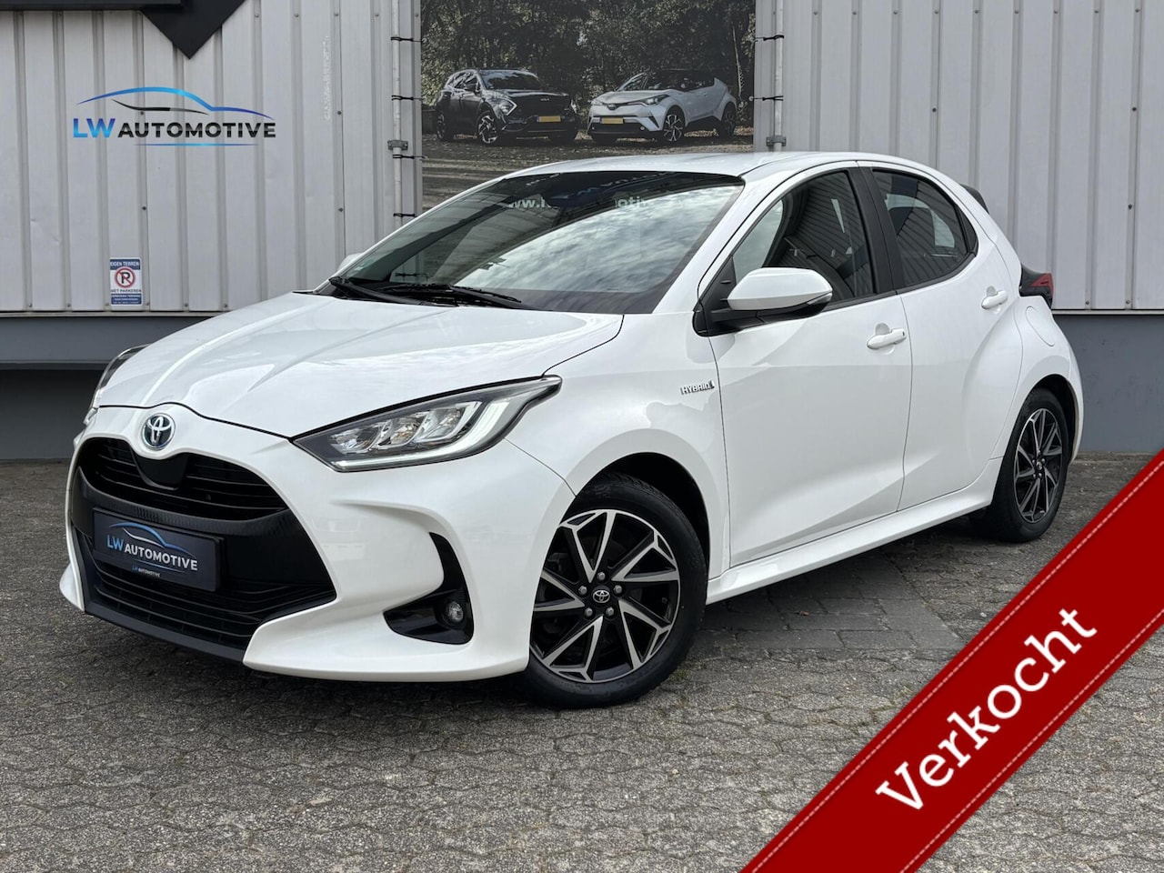 Toyota Yaris - 1.5 Hybrid Dynamic | LED | Carplay | Camera | Adaptive cruise control - AutoWereld.nl