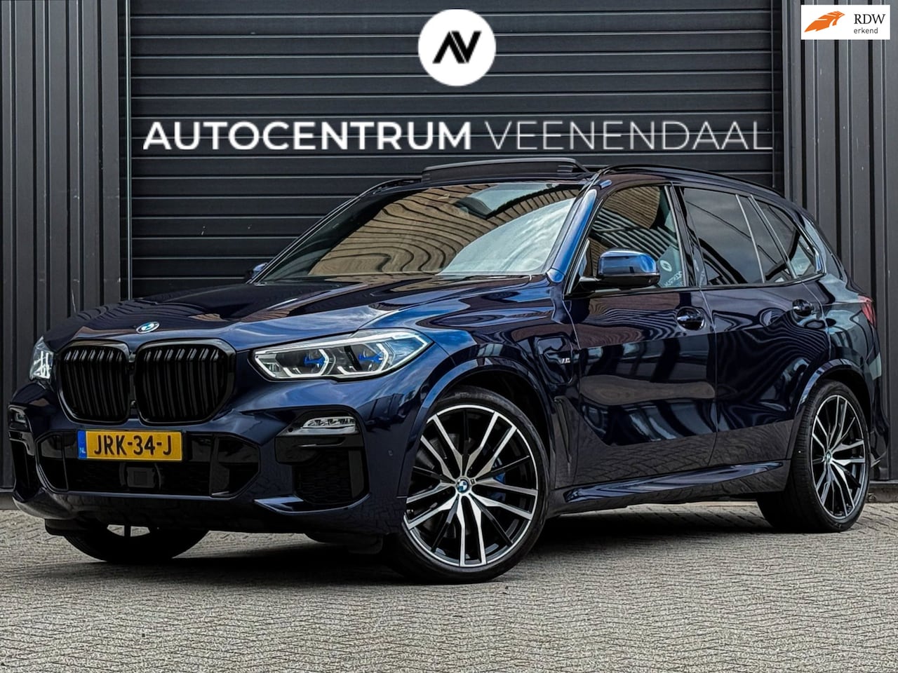 BMW X5 - 45e XDrive45e High Executive 3X M-SPORT SOH 97% INDIVIDUAL PANO/LASER/22''/SOFTCLOSE/360 C - AutoWereld.nl