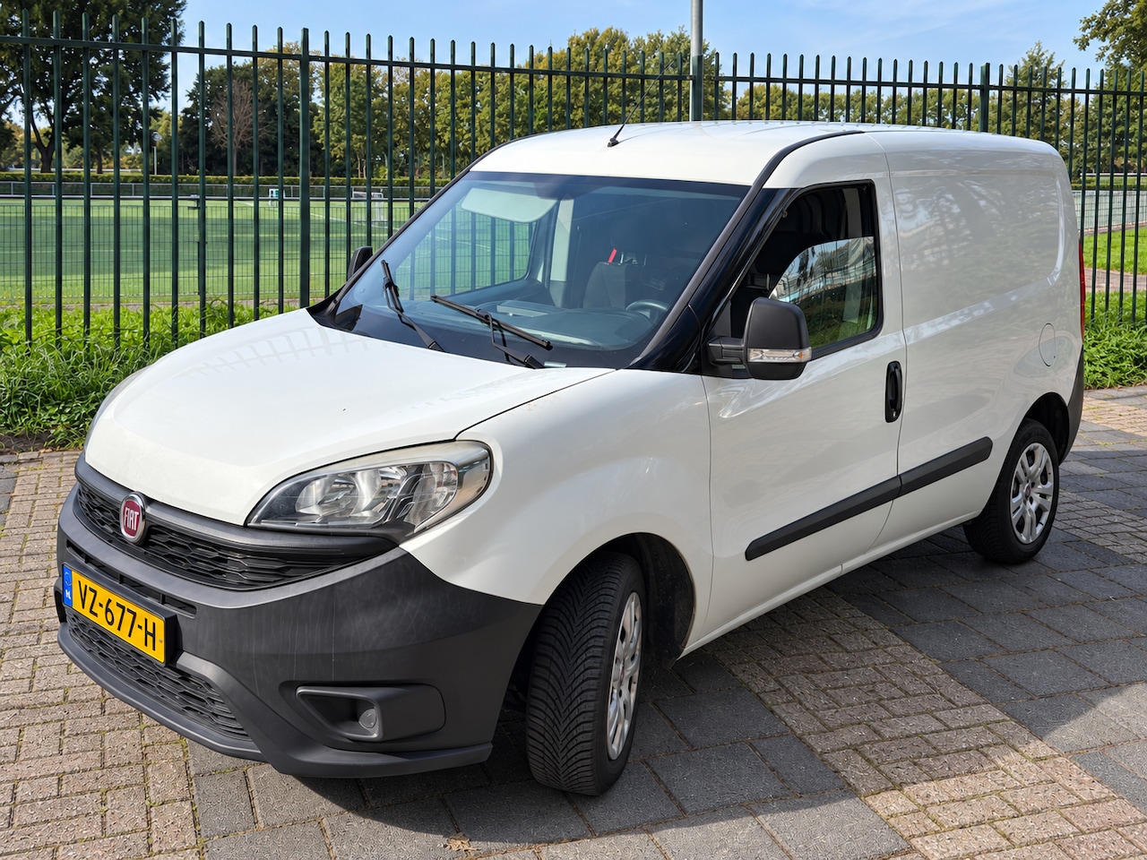 Fiat Doblò Cargo - 1.3 MJ L1H1 Actual Turbo defect | Zijschade - AutoWereld.nl