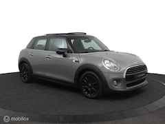 MINI 5-Deurs - 1.5 Cooper Business | PANO | NAVI | CRUISE| CLIMATE| 16"