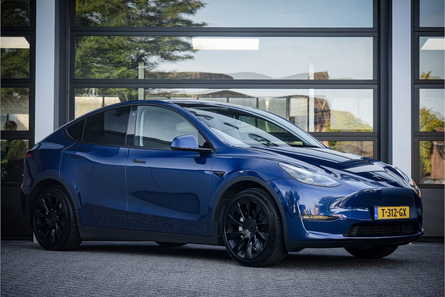 Tesla Model Y - Long Rang Dual Motor AWD 75 kWh Enhanced Autopilot - AutoWereld.nl