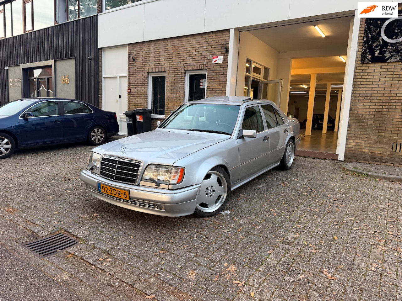 Mercedes-Benz 200-500 (W124) - 300 E | E500 Uitvoering - AutoWereld.nl