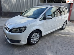 Volkswagen Touran - 1.2 TSI Trendline Bluemotion 7p. NAVI AIRCO