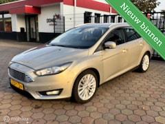 Ford Focus Wagon - NIEUWSTAAT 1.5 Titanium Edition