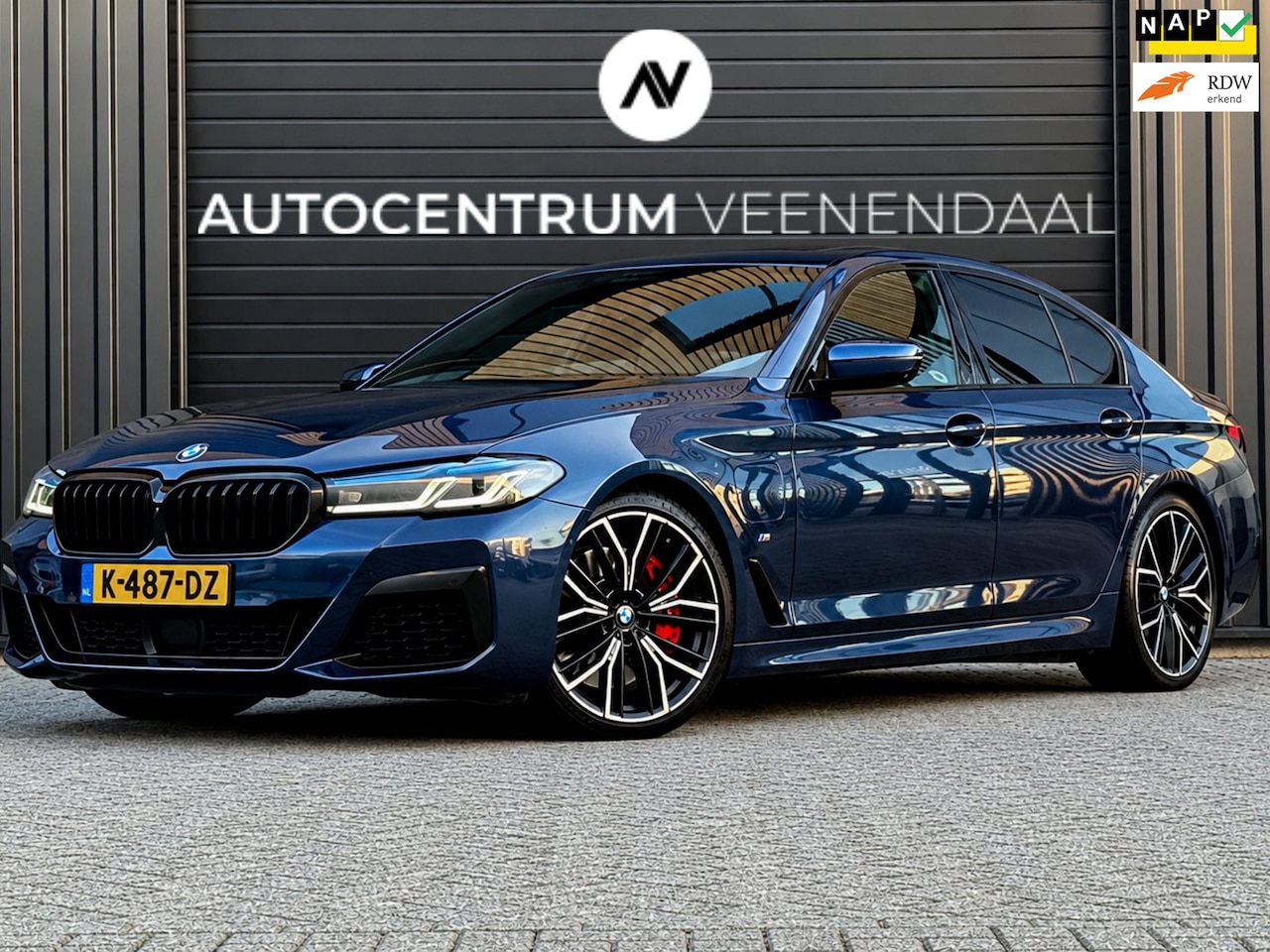 BMW 5-serie - 545e xDrive 3X M-Sport 394 PK SOH 94% B&W/SCHUIFDAK/4.WIEL STURING/TREKHAAK/SFEER - AutoWereld.nl