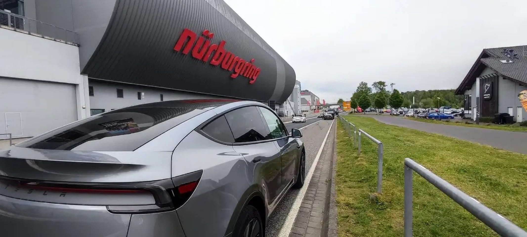 Tesla Model Y - Long Range RWD 75 kWh - AutoWereld.nl