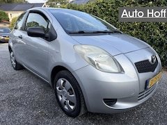 Toyota Yaris - 1.0 VVTi Terra | Elekt. Ramen | Radio / CD | Stuurbekrachtiging | APK tot 30-09-2027
