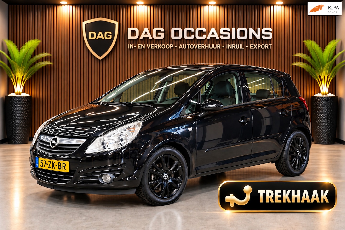 Opel Corsa - 1.4 Cosmo | HALF LEER | CRUISE | TREKHAAK | NIEUWE APK - AutoWereld.nl