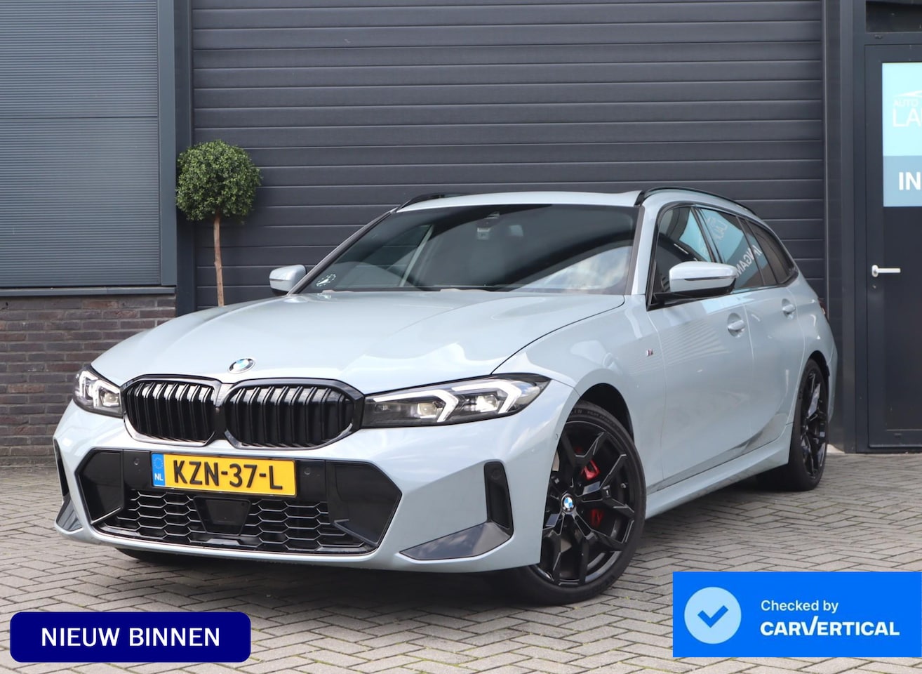 BMW 3-serie Touring - 330i xDrive | Pano | HUD  | 360 Camera | Trekhaak - AutoWereld.nl