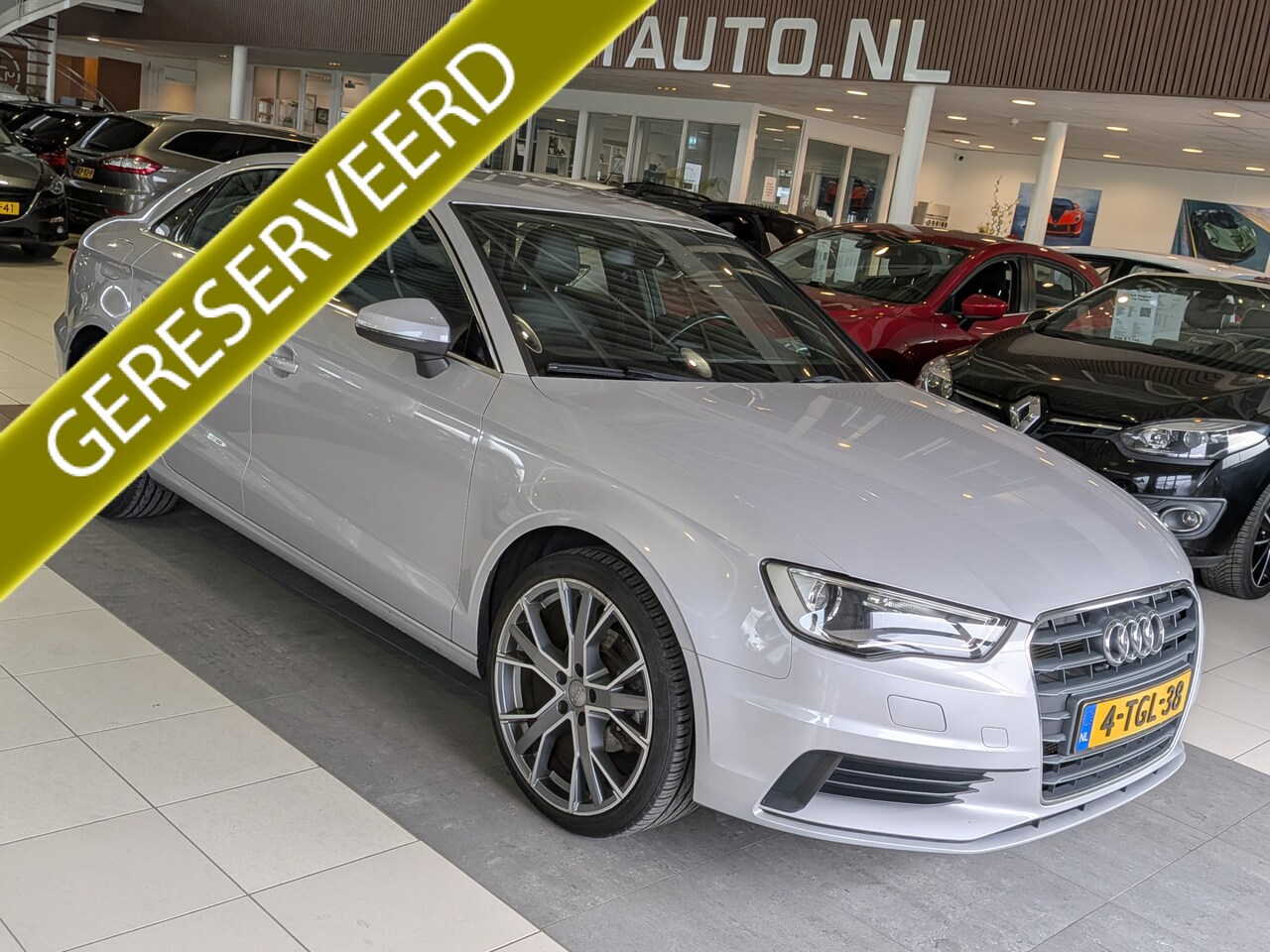 Audi A3 Limousine - 1.4 TFSI CoD Ambiente Pro Line Plus Airco, Cruise Control, Stuurbekrachtiging - AutoWereld.nl