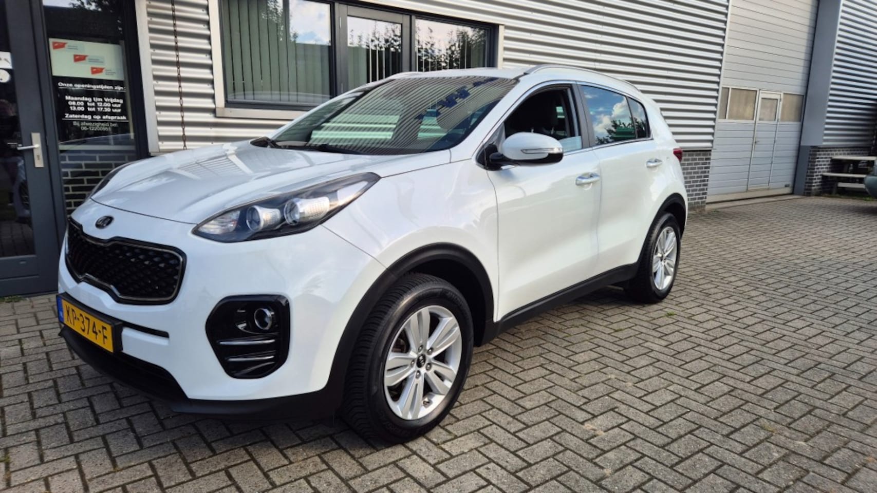 Kia Sportage - 1.6 GDI First Edition Camera Navi Trekhaak Cruise PDC - AutoWereld.nl