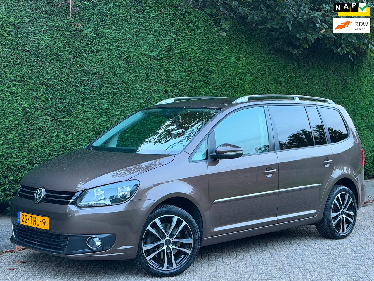 Volkswagen Touran - 1.4 TSI Highline RIJDT SUPER!/AUTOMAAT/APK - AutoWereld.nl