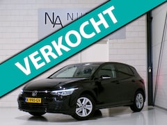 Volkswagen Golf - 1.5 TSI Style Apple-Carplay Stoelverwarming Parkeersensoren Android-Auto Bluetooth Navigat