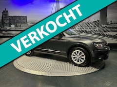 Volkswagen Tiguan - 1.5 TSI ACT Comfortline Business *Led*Appconnect*Camera*Trekhaak
