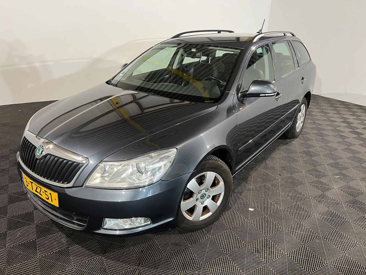 Skoda Octavia Combi - 1.6 TDI Greentech Comfort 1.6 TDI Greentech Comfort - AutoWereld.nl