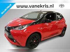 Toyota Aygo - 1.0 VVT-i x-cite Navigatie, Bi-Tone lak, Achteruitrijcamera