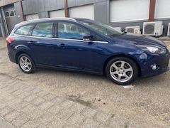 Ford Focus Wagon - 1.0 EcoBoost Lease Titanium