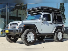 Jeep Wrangler - 3.8 V6 HIGH SPORT 4X4 AUT. *UNIEK* | CARPLAY | AIRTOP | FRONTRUNNER | TREKHAAK | CAMERA |