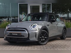 MINI 5-Deurs - (f55) 1.5 Cooper Business Edition 136pk | Virtual | Stoelverwarming | Navi | Climate | Key