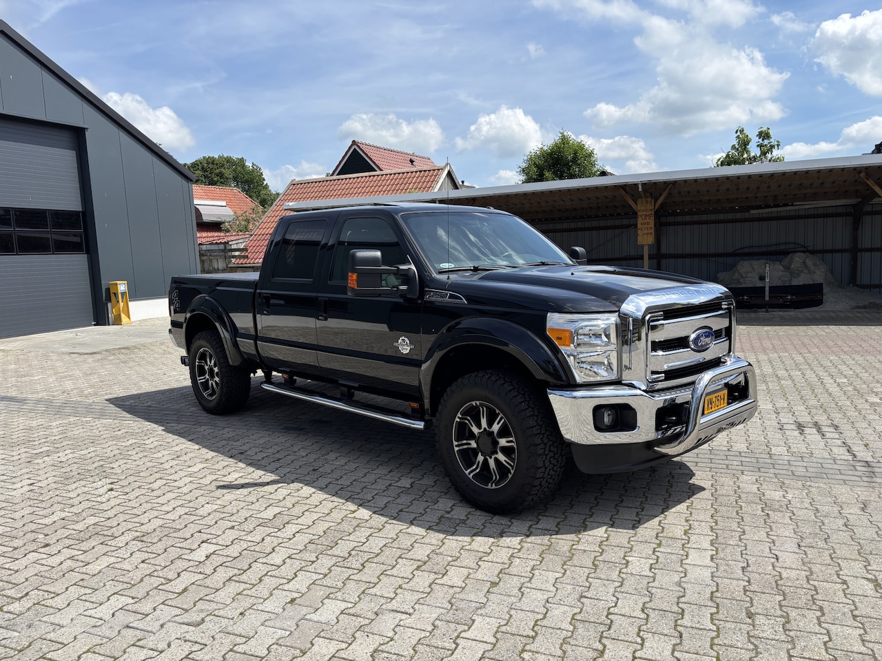Ford F250 - F-250 6.7 V8 Powerstroke. Superduty, Lariat, Crew-Cab, Grijs kenteken. - AutoWereld.nl