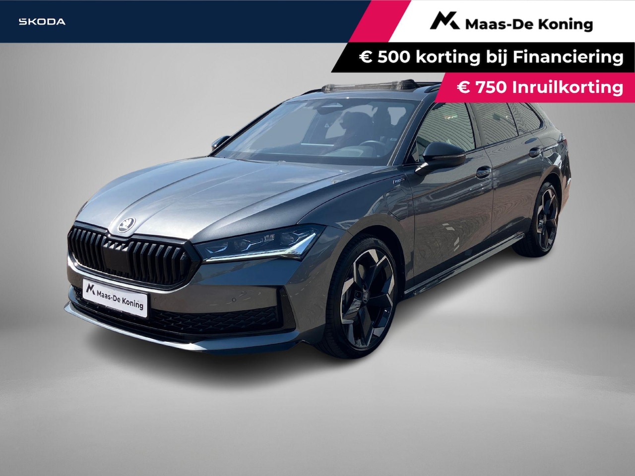 Skoda Superb Combi - 1.5TSI 150kW/204PK PHEV Sportline DSG · Panoramadak · Apple/Android Car Play · Camera ·  L - AutoWereld.nl