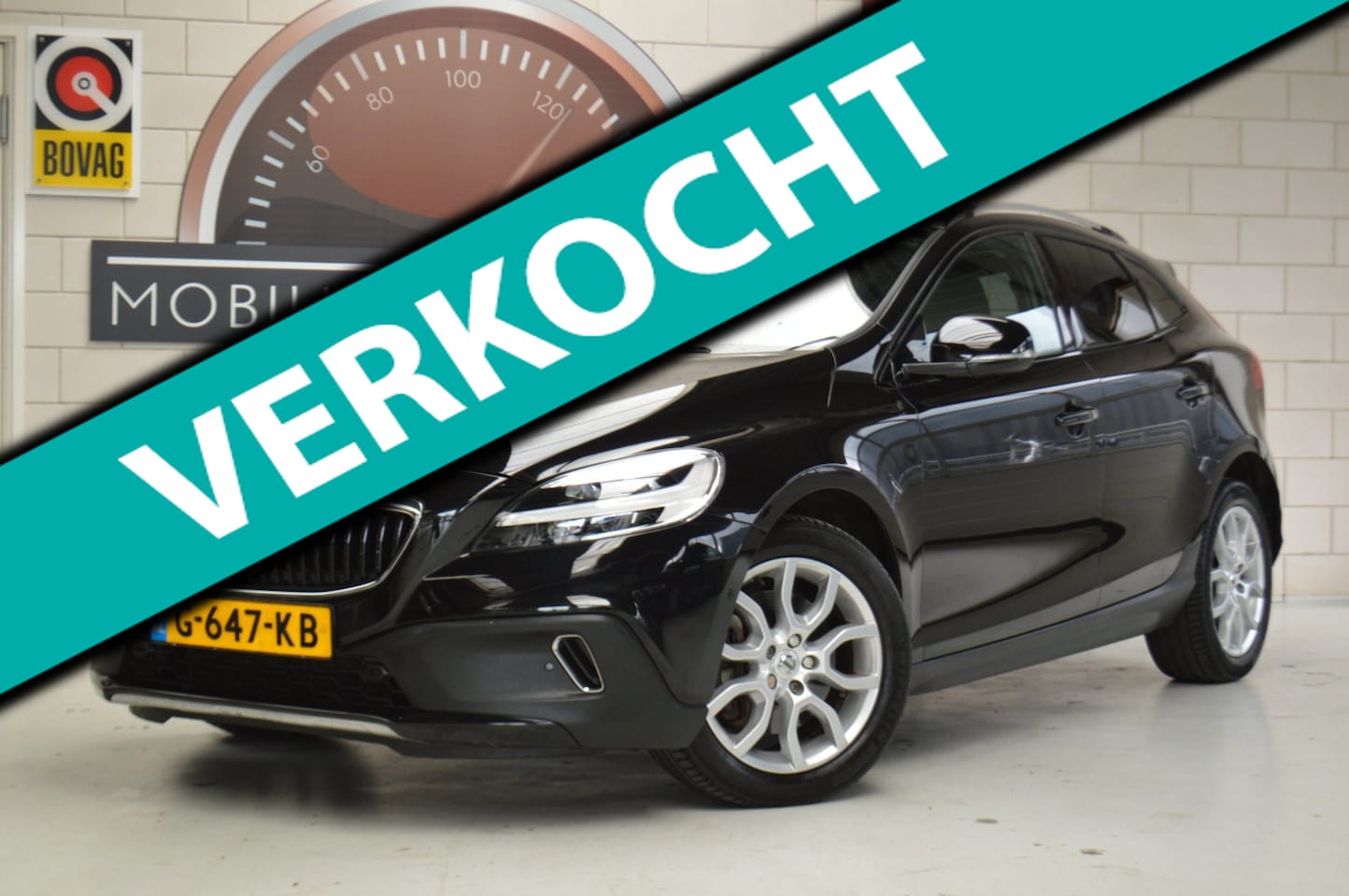 Volvo V40 Cross Country - 1.5 T3 Polar+ Luxury 1.5 T3 Polar+ Luxury, TREKHAAK, NL-auto, APK, GARANTIE - AutoWereld.nl
