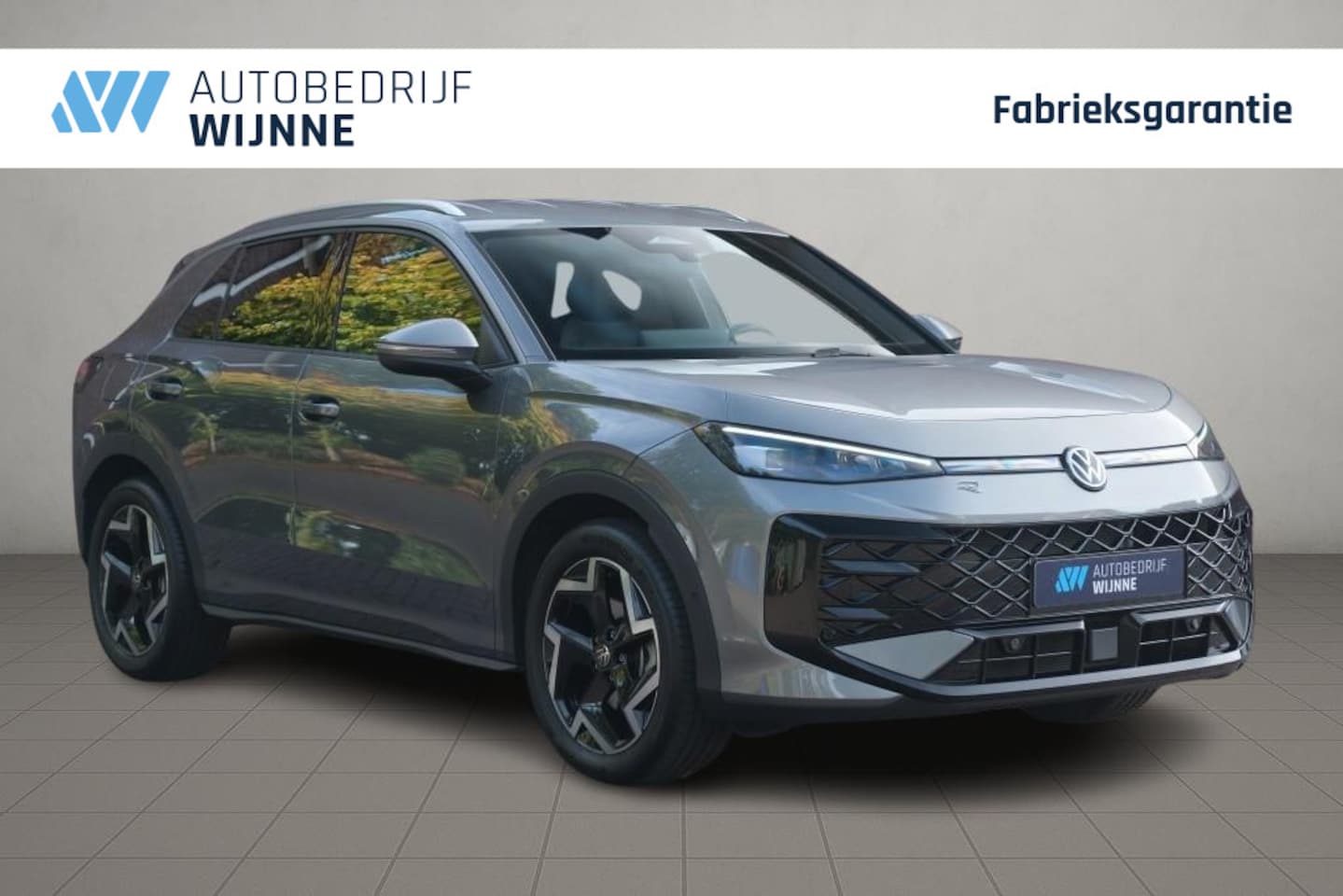 Volkswagen T-Roc - 1.5 eTSi 150pk DSG R-Line - Adaptive cruise - Apple CarPlay - Achteruitrijcamera - Keyless - AutoWereld.nl