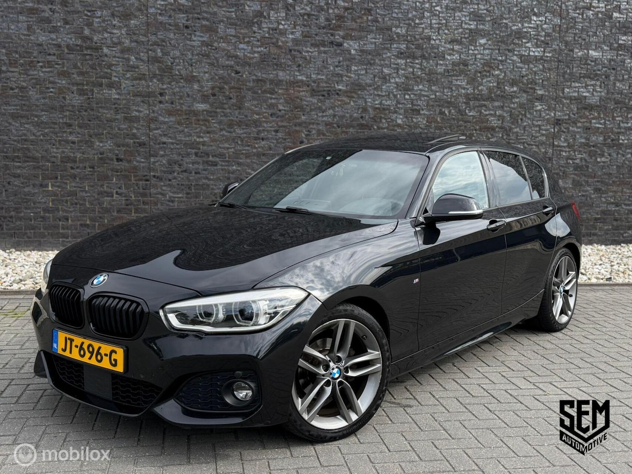 BMW 1-serie - 118d M-pakket | Pano | ACC | - AutoWereld.nl