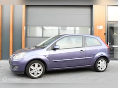 Ford Fiesta - 1.6-16V Futura