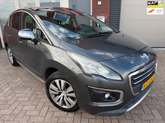 Peugeot 3008 - 1.2 PureTech Style / Navi / Camera / Pano / PDC / Riem v.v