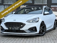 Ford Focus - 2.3 EcoBoost ST-3 Panoramadak Sportuitlaat ACC Recaro Maxton Garantie
