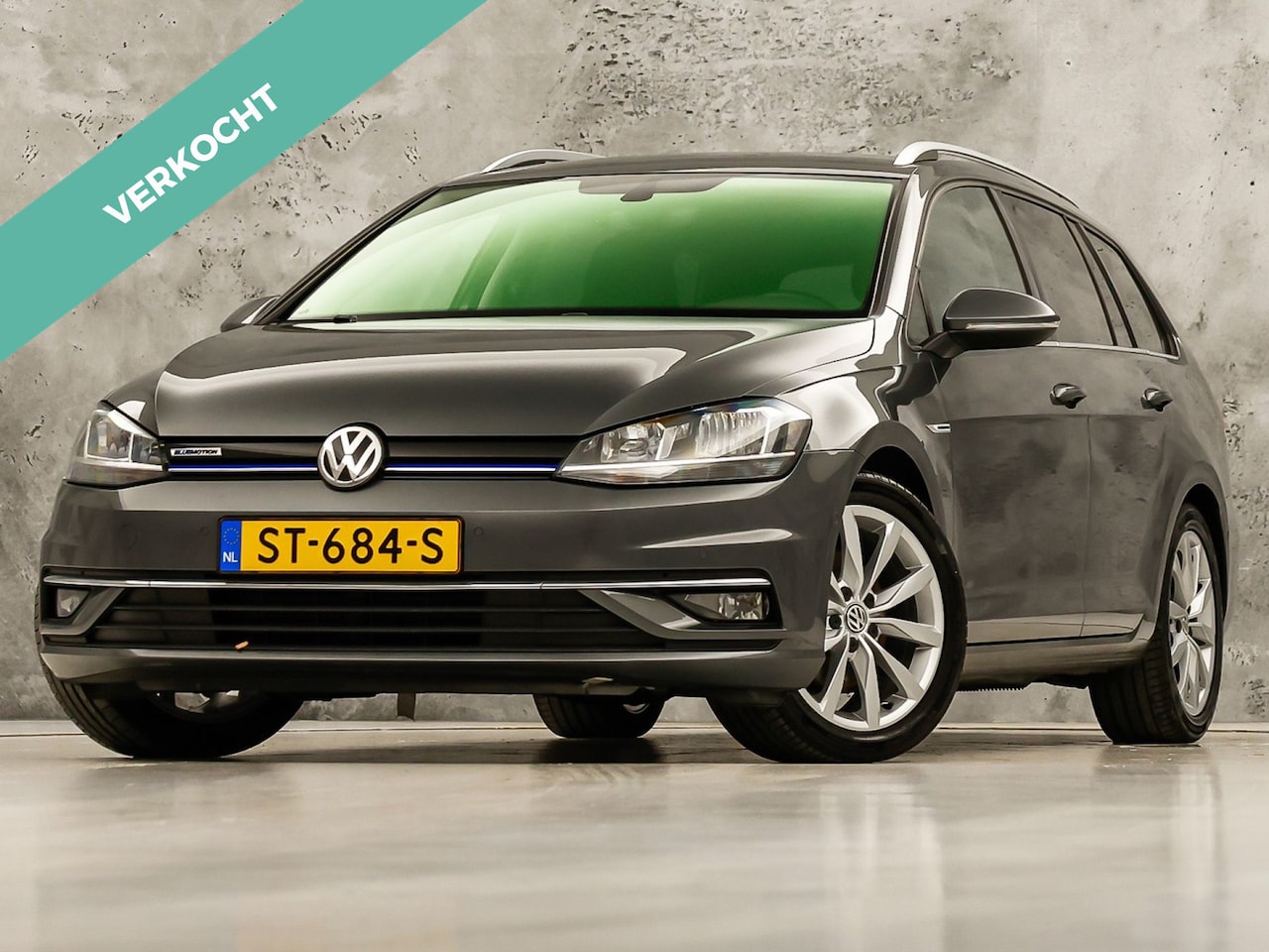 Volkswagen Golf Variant - 1.5 TSI Highline Automaat (VIRTUAL COCKPIT, APPLE CARPLAY, ALCANTARA, CAMERA, TREKHAAK, SP - AutoWereld.nl