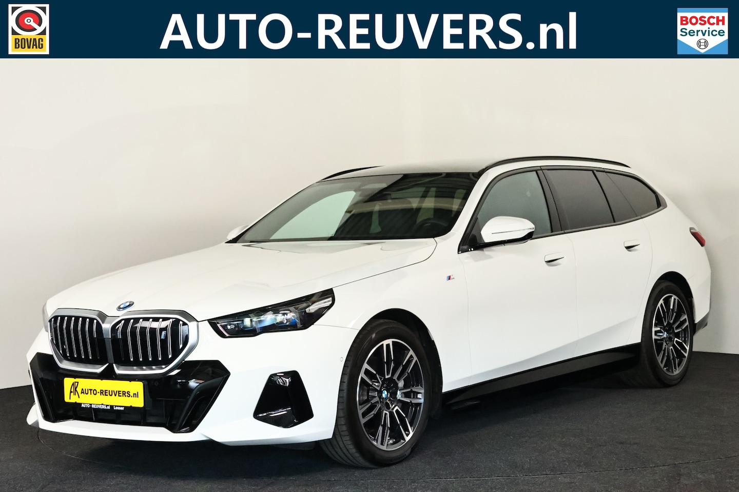 BMW i5 - eDrive40 M Sport 84 kWh Panorama / HUD / ACC / CarPlay / Bowers&Wilkins - AutoWereld.nl