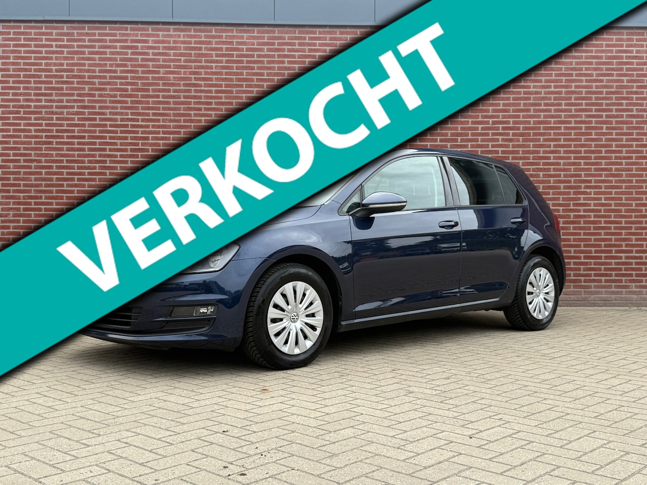 Volkswagen Golf - 1.2 TSI Trendline / NAP / Airco / Cruise / Navigatie - AutoWereld.nl