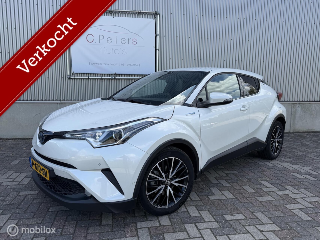 Toyota C-HR - 1.8 Hybrid Dynamic 2018 / Camera / Leder / Keyless / Wit Parelmoer / Dealeronderhouden NAP - AutoWereld.nl